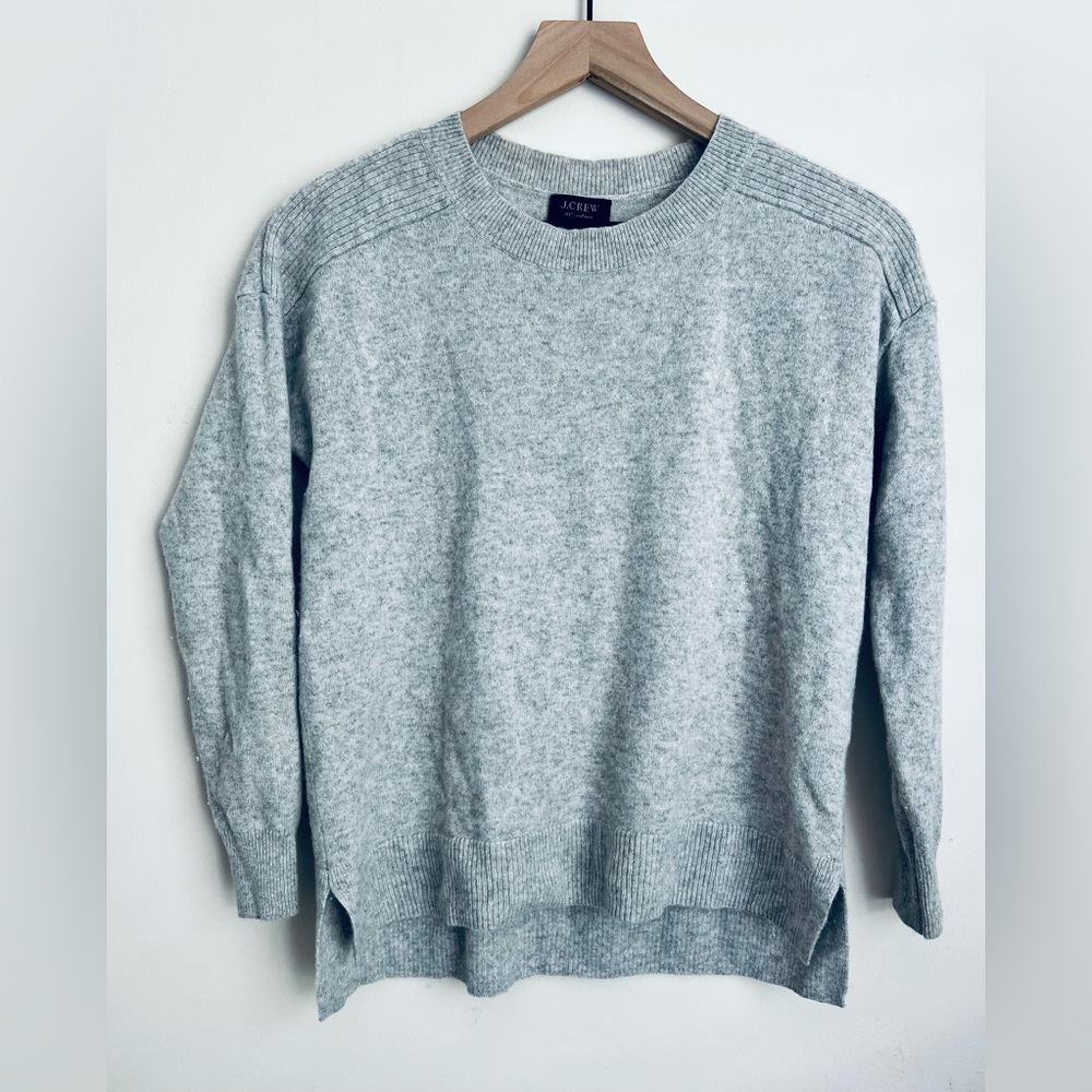 J. Crew Cashmere Classic Fit Crewneck long sleeve Sweater Light Gray womens XXS